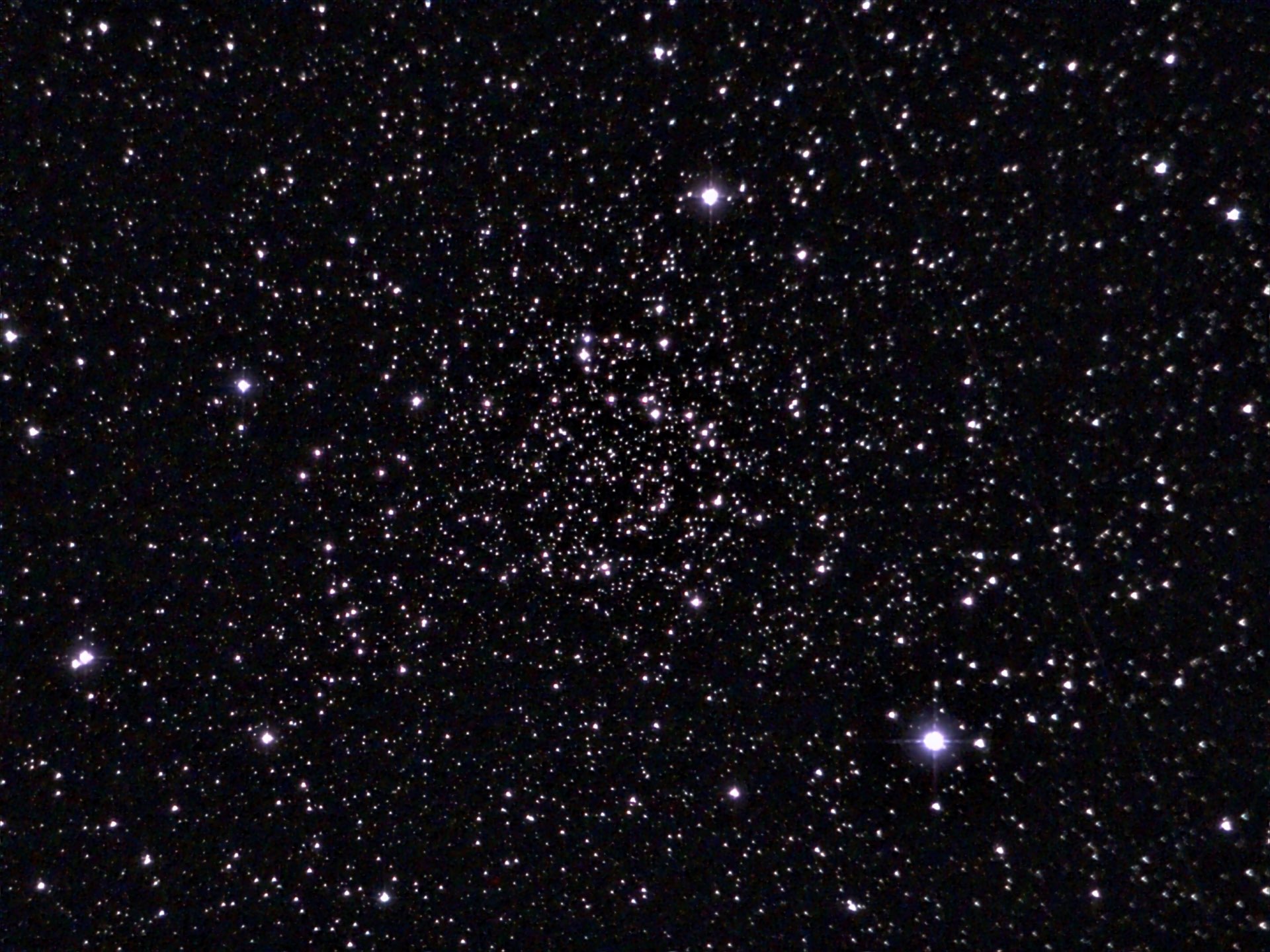Der offene Sternhaufen NGC 7789 "Caroline's Rose". Foto mit dem Unistellar eQuinox 2, 6 Minuten Stacking ohne Nachbearbeitung.